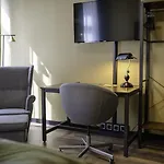 Stadthotel Koenig ציטאו