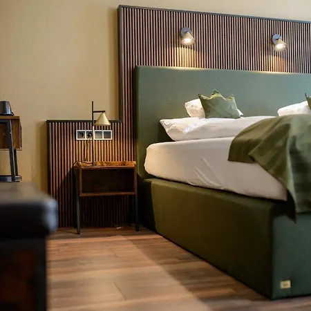 호텔 Stadthotel Koenig 3*