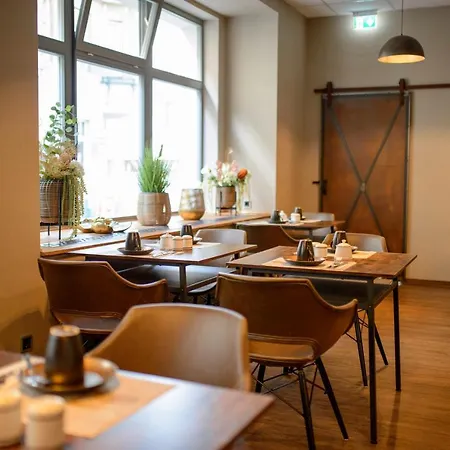 Stadthotel König Hotel 3*