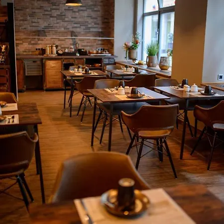 호텔 Stadthotel Koenig